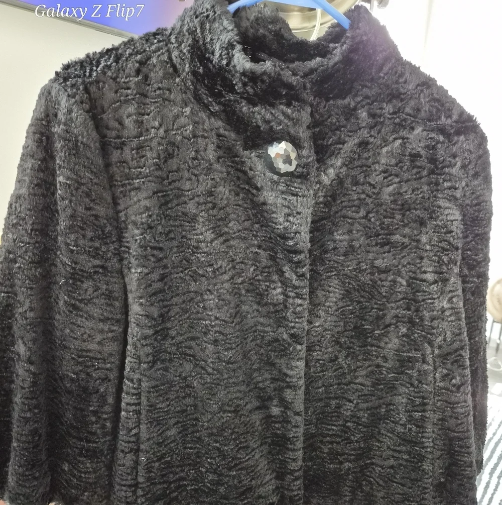 Vintage Ann Taylor Black Faux Fur Jacket Petite Button Front Evening Coat P - Picture 1 of 9